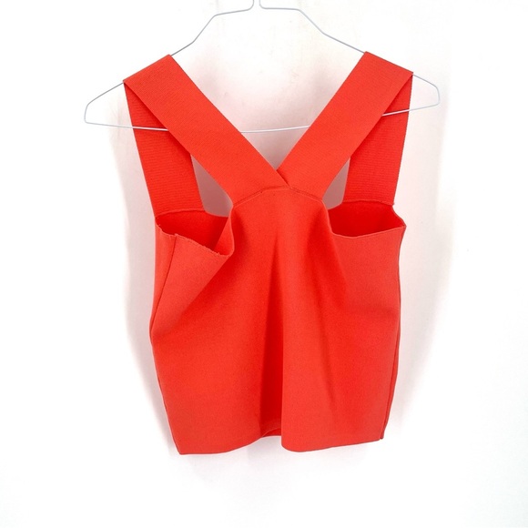 House of Harlow 1960 Square Neck Crop Cross Back Stretch Tank Top - Picture 4 of 5